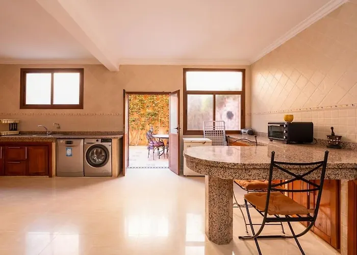 Beautiful Central Marrakech Villa